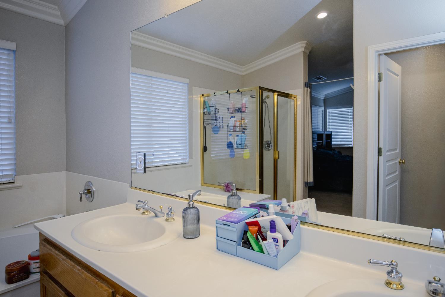 1588 Hastings Dr, Manteca, CA 95336