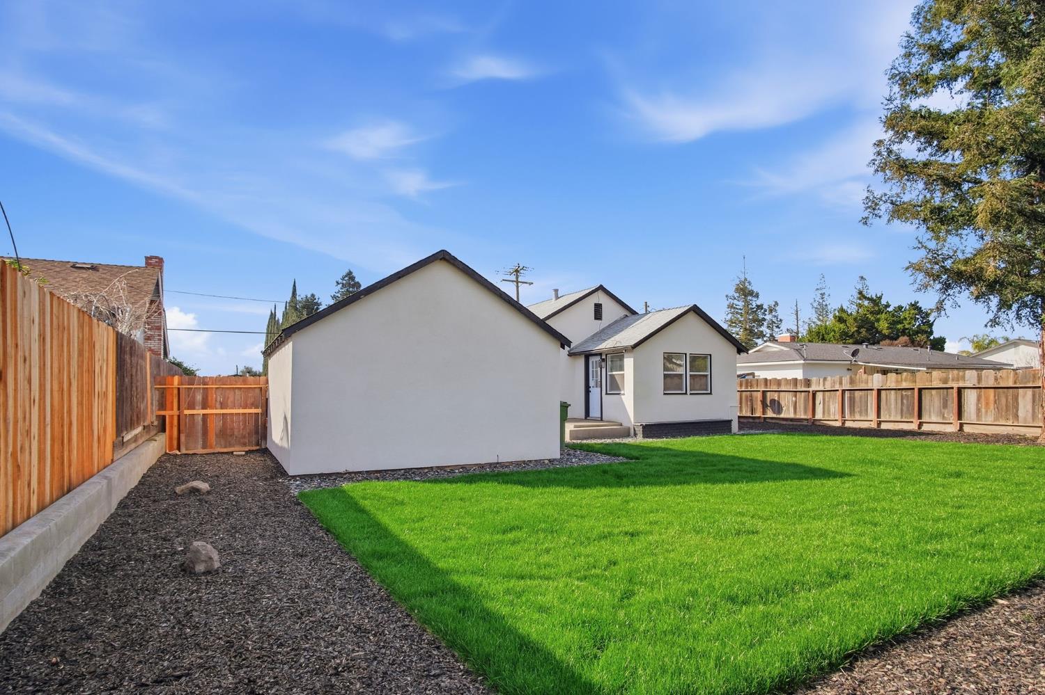 2521 East Ave, Turlock, CA 95380