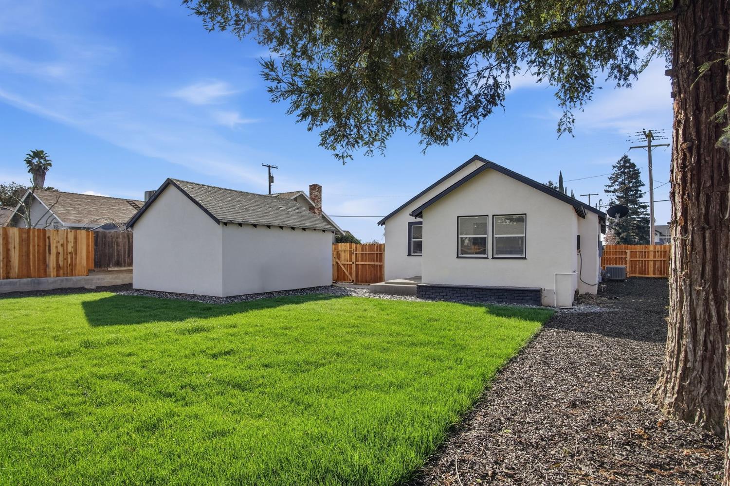 2521 East Ave, Turlock, CA 95380