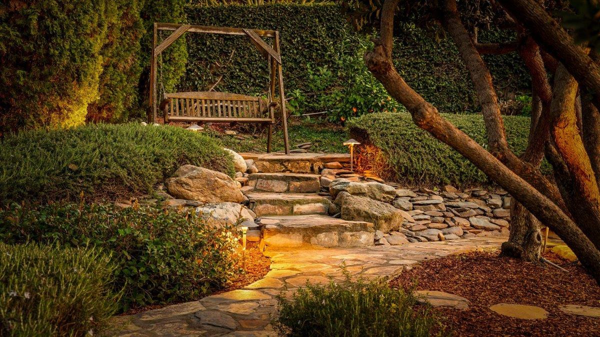 9904 Fox Borough Dr, Oakdale, CA 95361