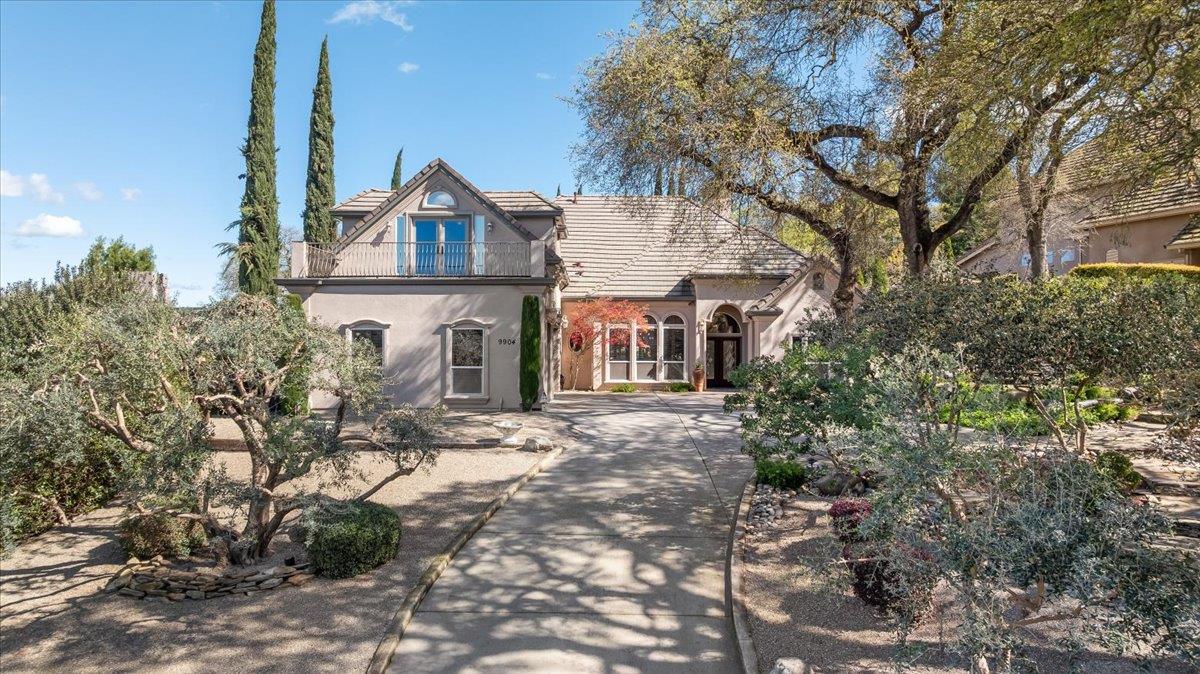 9904 Fox Borough Dr, Oakdale, CA 95361