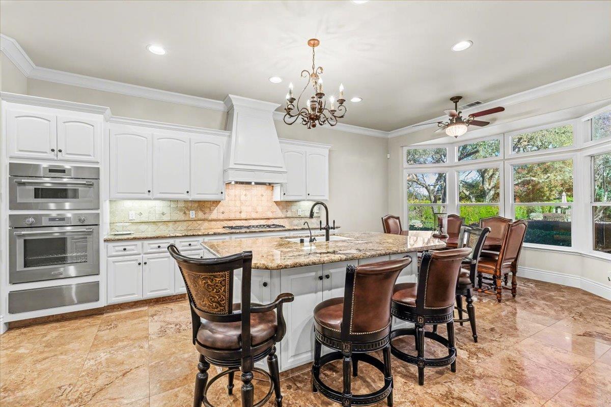 9904 Fox Borough Dr, Oakdale, CA 95361