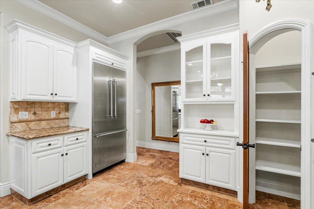 9904 Fox Borough Dr, Oakdale, CA 95361