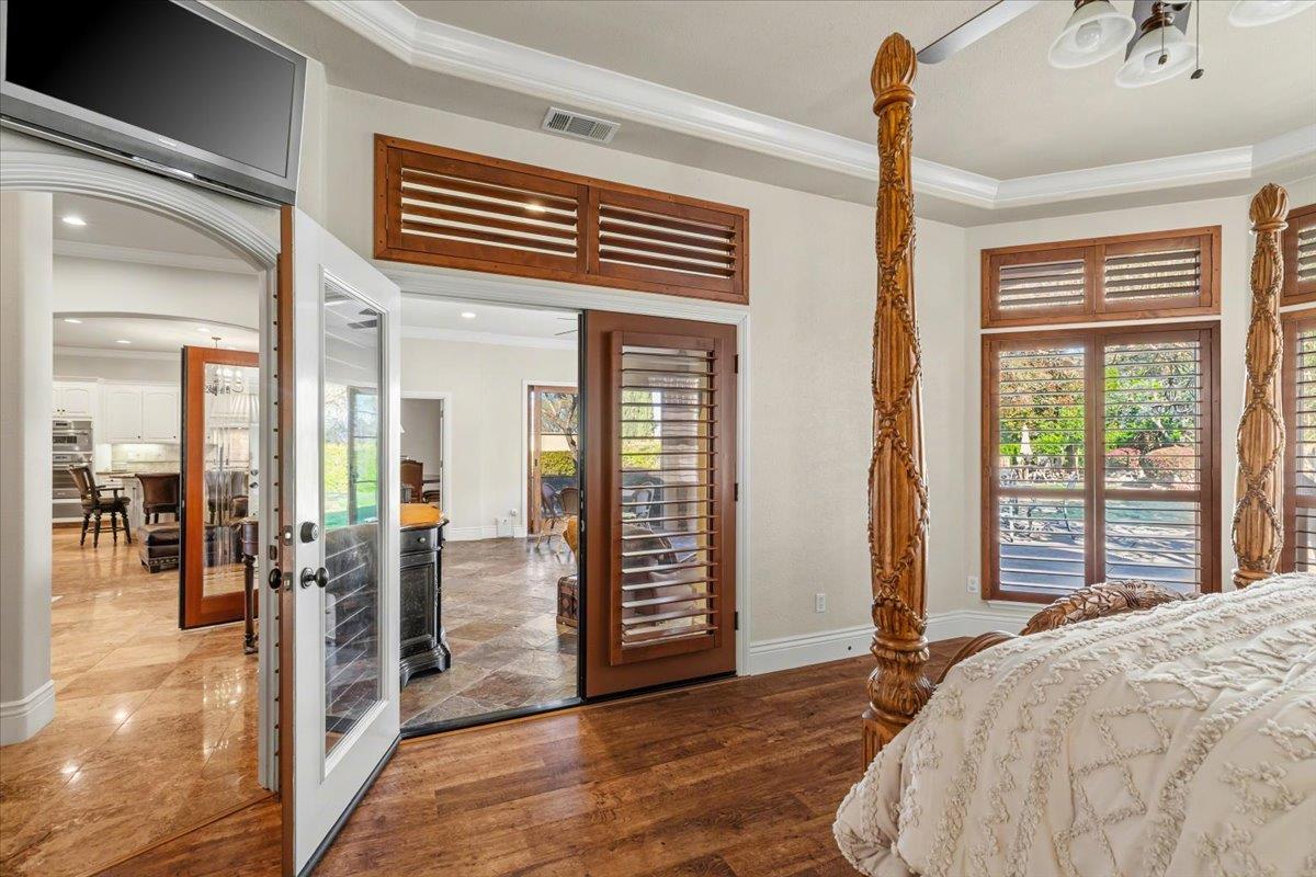 9904 Fox Borough Dr, Oakdale, CA 95361