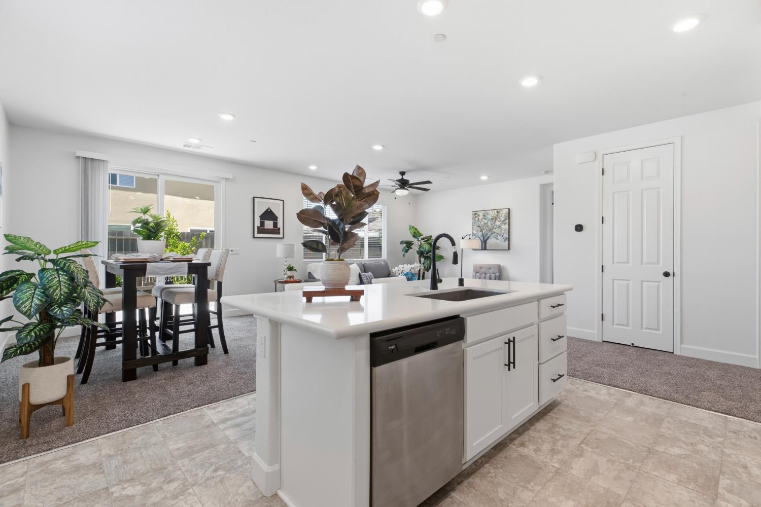 1777 Townsend Ave, Manteca, CA 95337