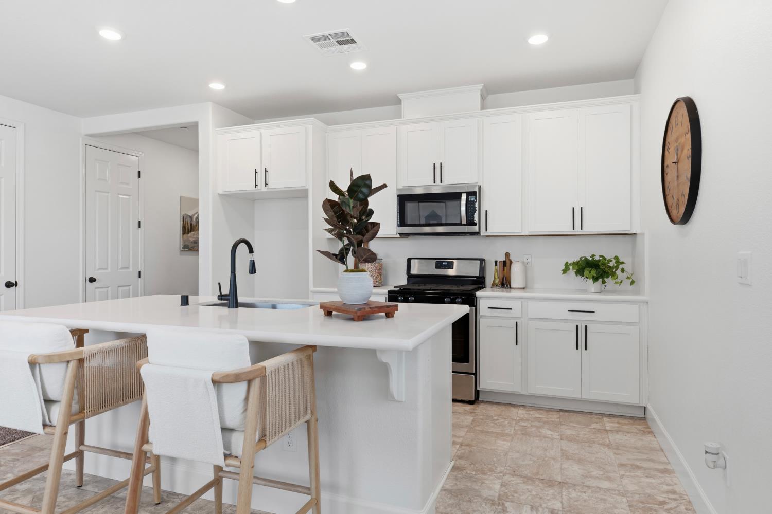 1777 Townsend Ave, Manteca, CA 95337