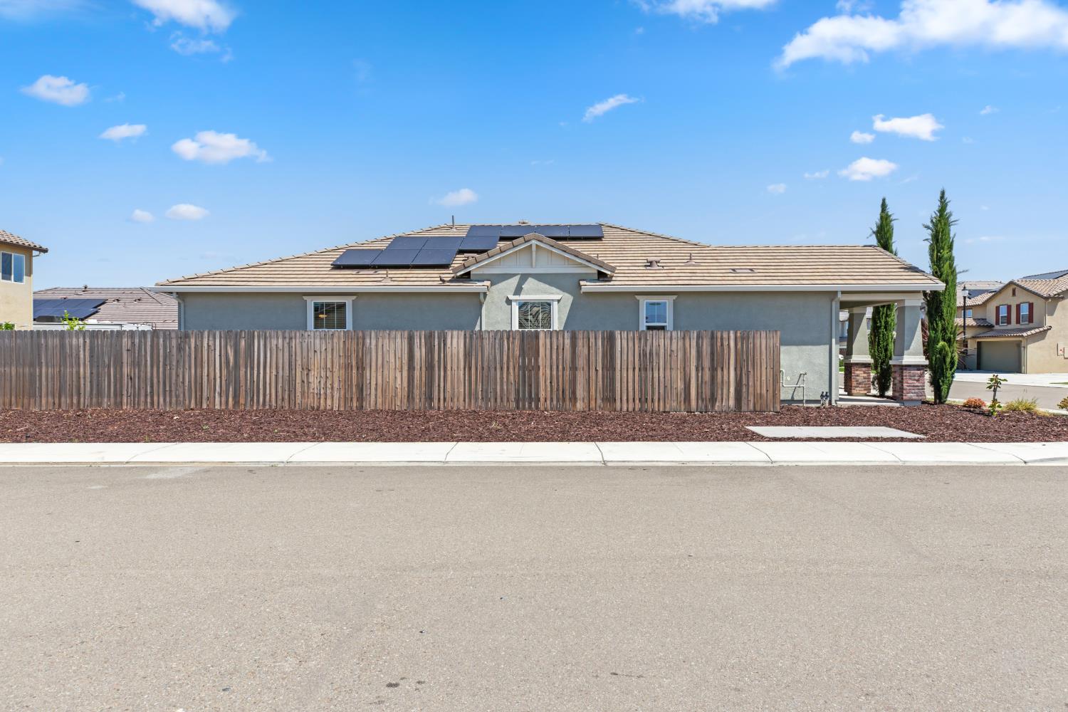 1777 Townsend Ave, Manteca, CA 95337