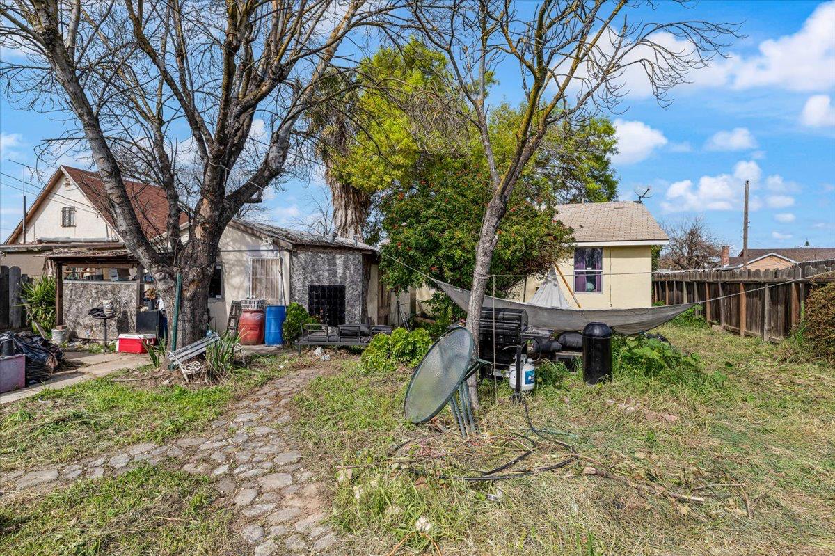 1630 Holm, Modesto, CA 95351