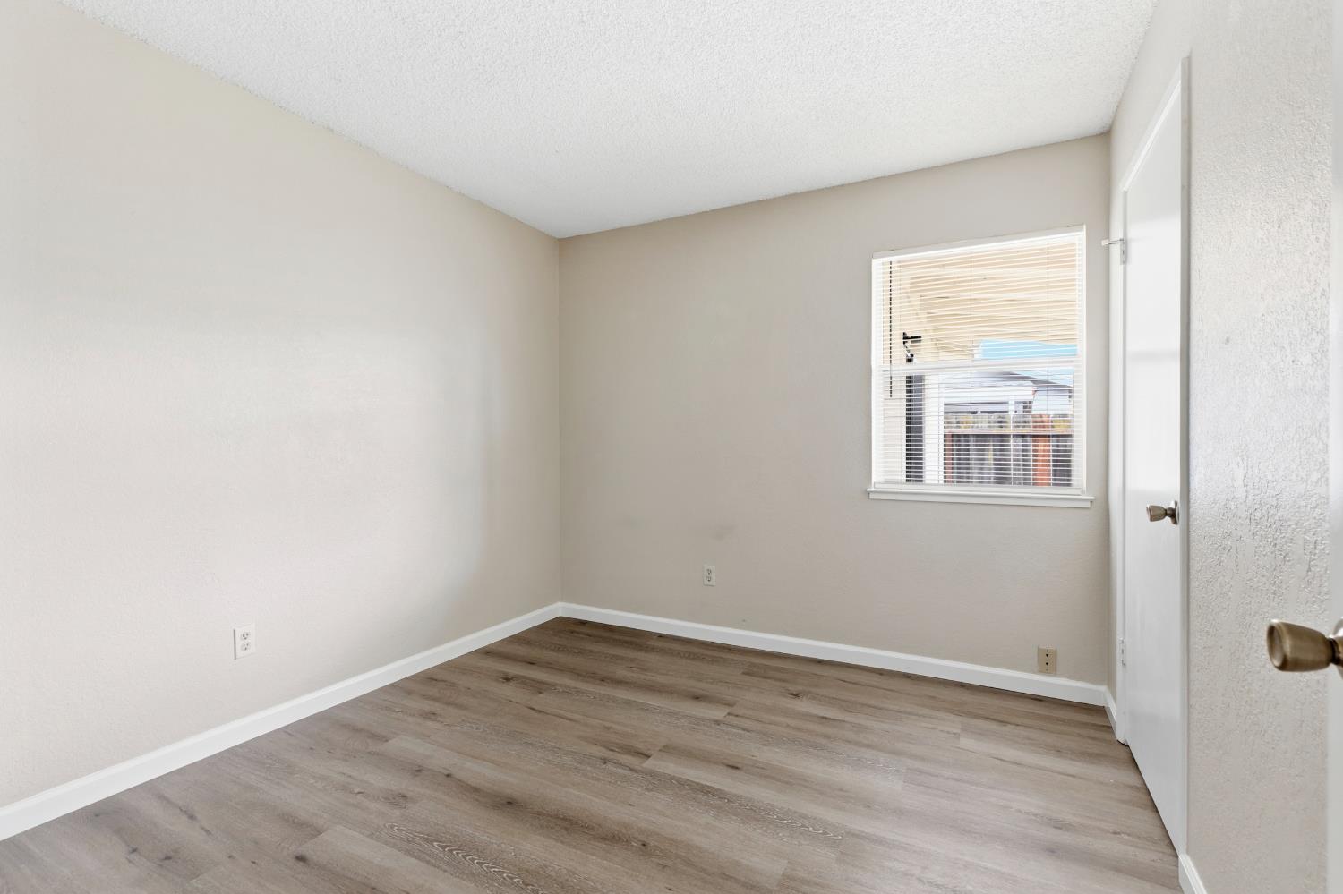 1617 Rose Ave, Modesto, CA 95355