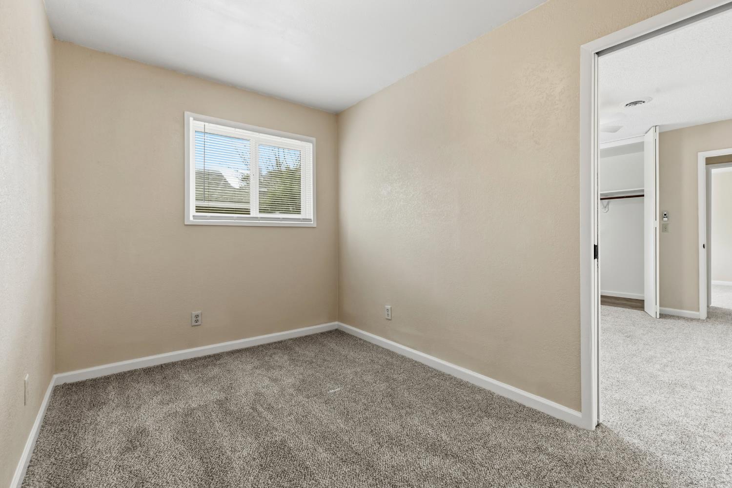 412 Kavanagh Ave, Modesto, CA 95350