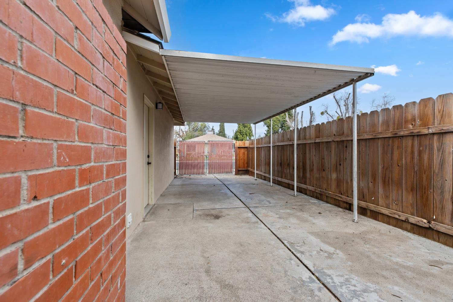 412 Kavanagh Ave, Modesto, CA 95350