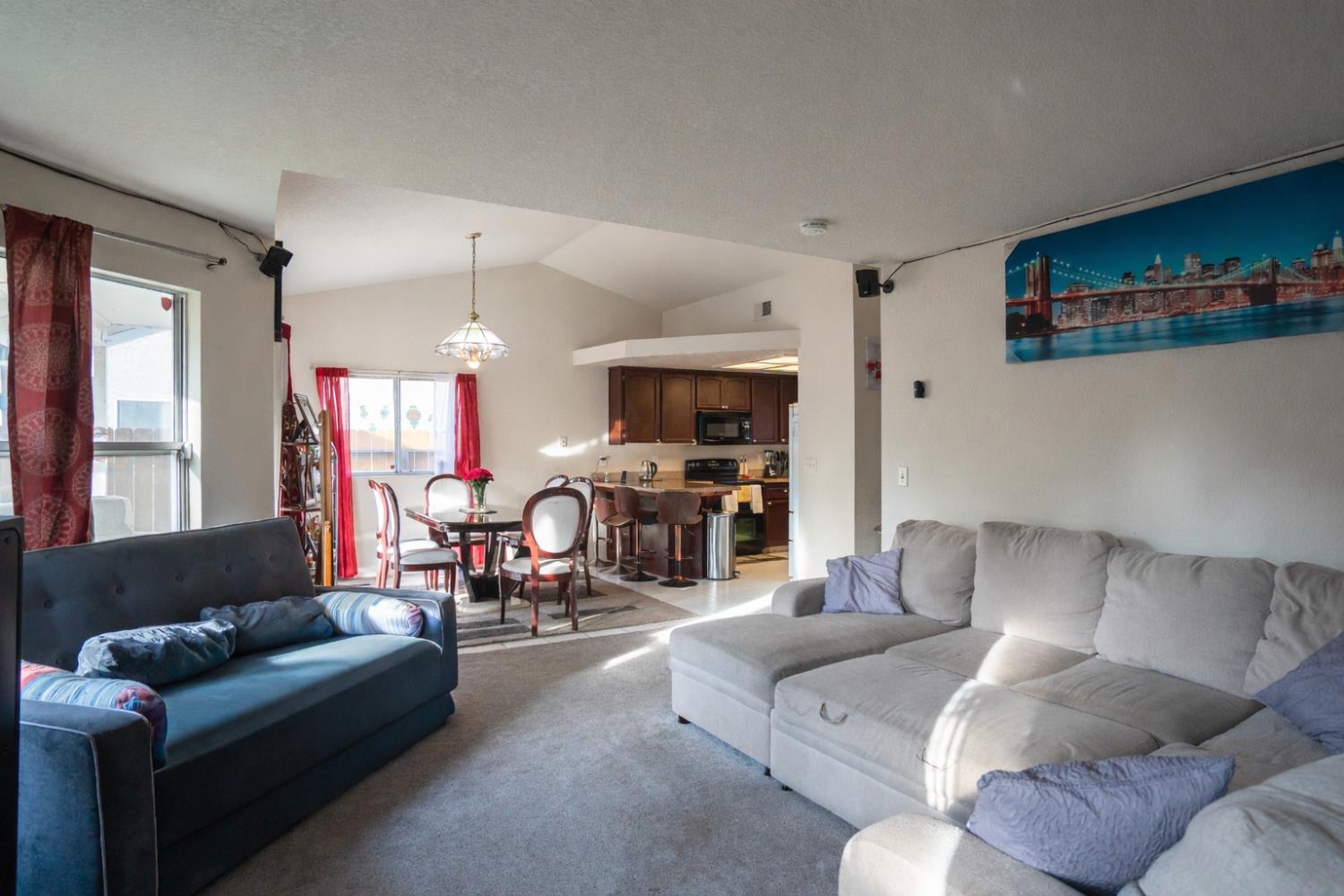 913 Jayhawk Way, Modesto, CA 95358