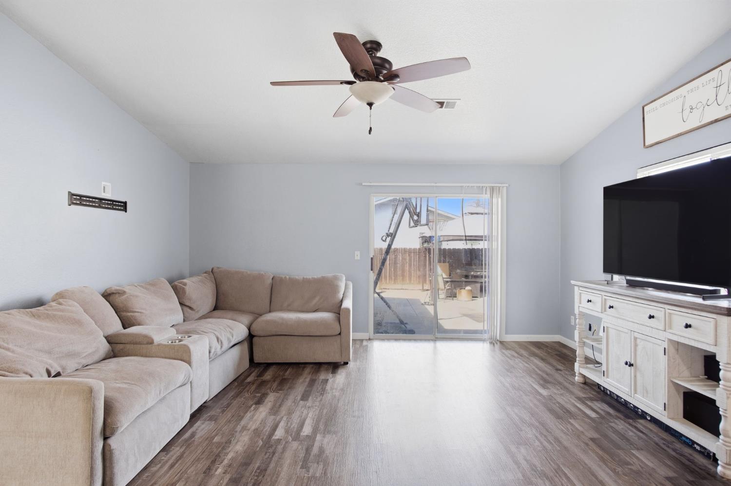 147 Ivy Ave, Patterson, CA 95363