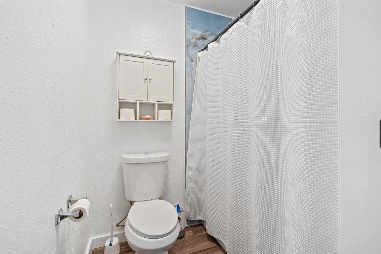 2165 Sharon Way, Modesto, CA 95350