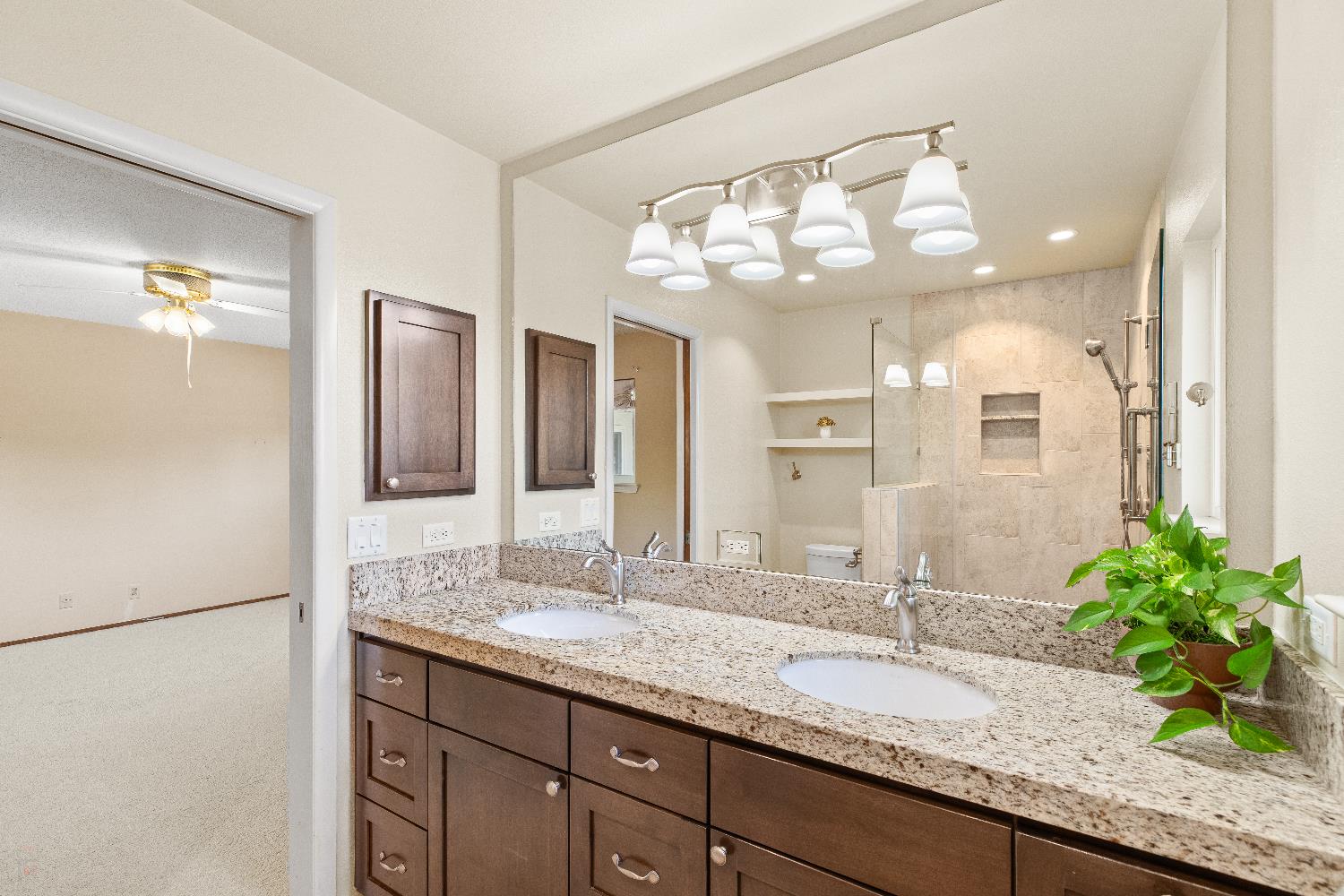 309 Northwood Dr, Modesto, CA 95350