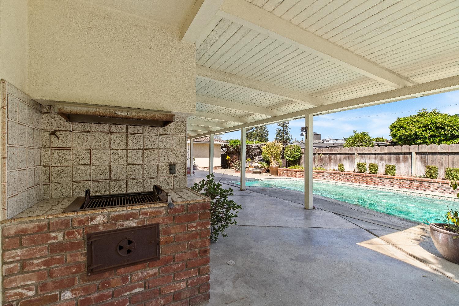 309 Northwood Dr, Modesto, CA 95350