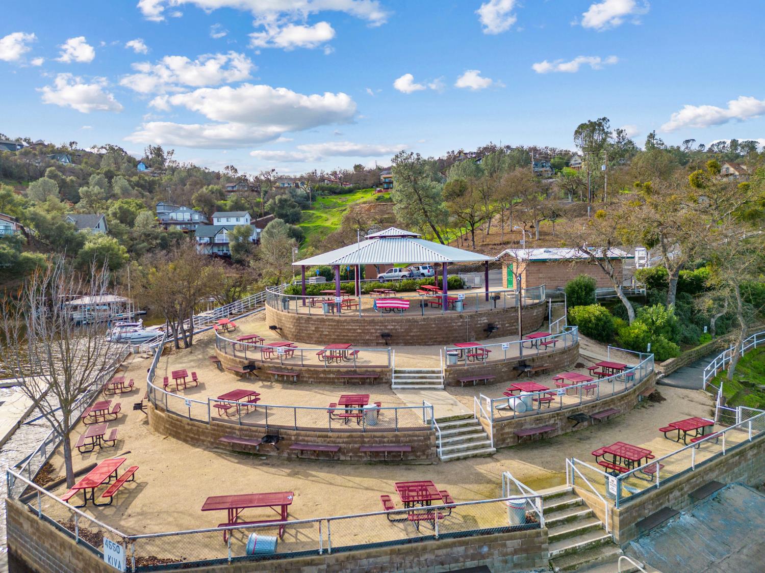 4955 Little John Rd, Copperopolis, CA 95228