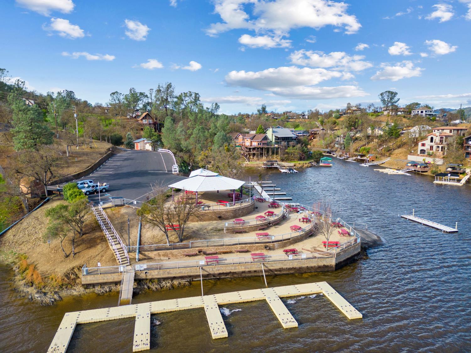 4955 Little John Rd, Copperopolis, CA 95228