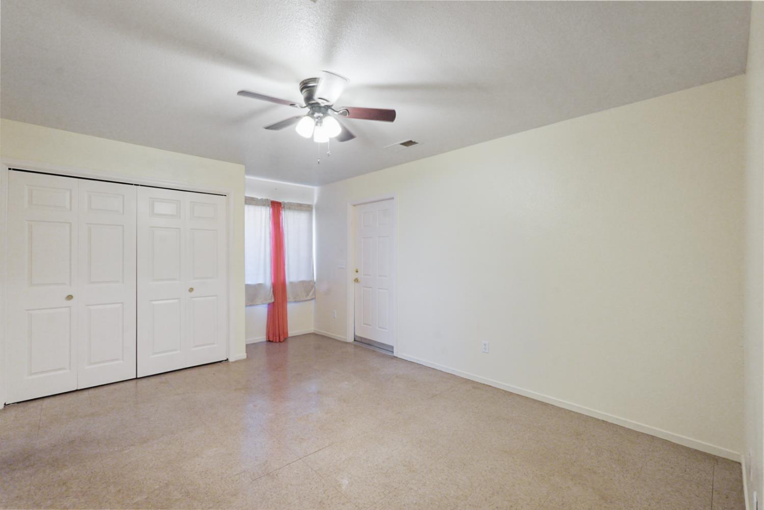 13180 Jackson St, Le Grand, CA 95333