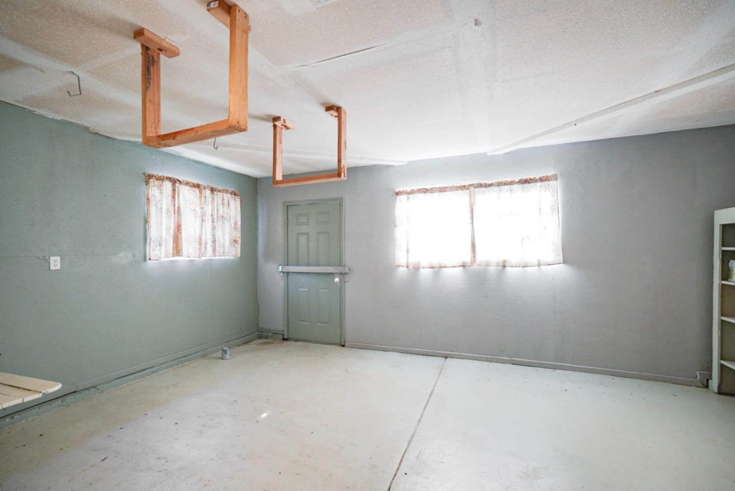 13180 Jackson St, Le Grand, CA 95333