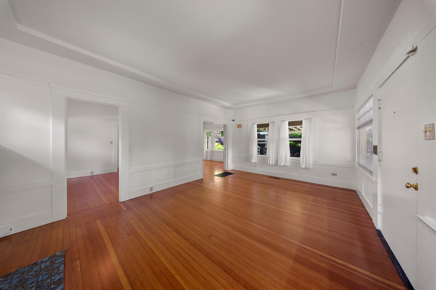 122 MAGNOLIA Ave, Modesto, CA 95354