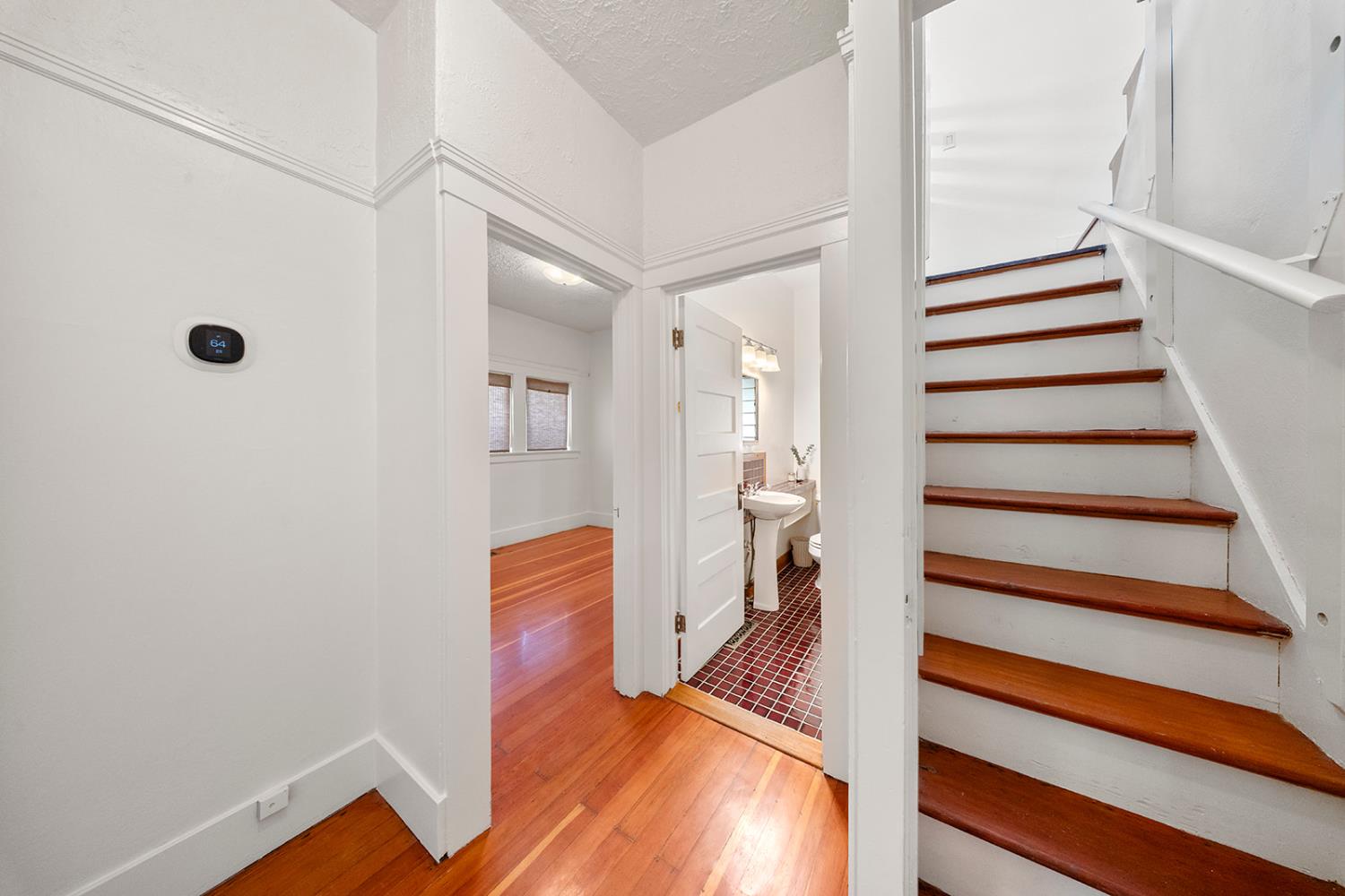 122 MAGNOLIA Ave, Modesto, CA 95354