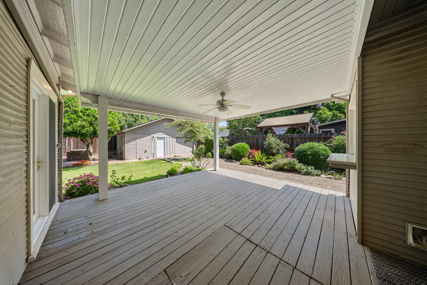 122 MAGNOLIA Ave, Modesto, CA 95354