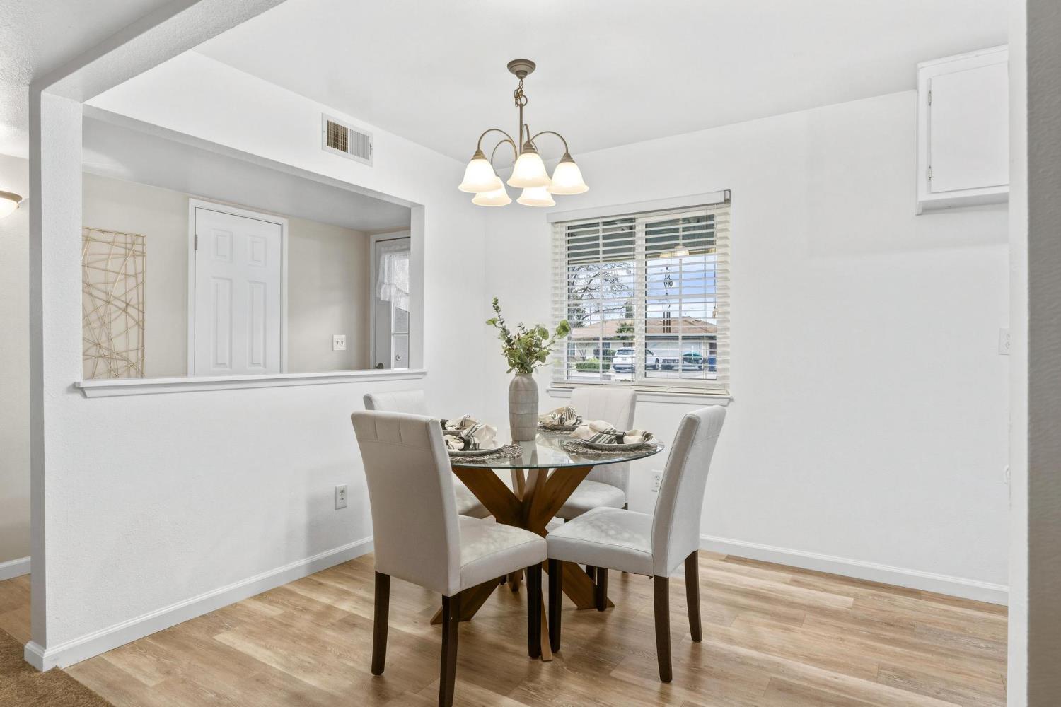 1612 Krishawn Way, Modesto, CA 95356