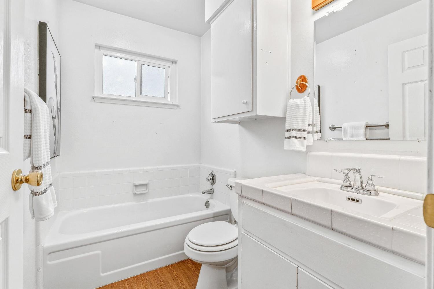 1612 Krishawn Way, Modesto, CA 95356