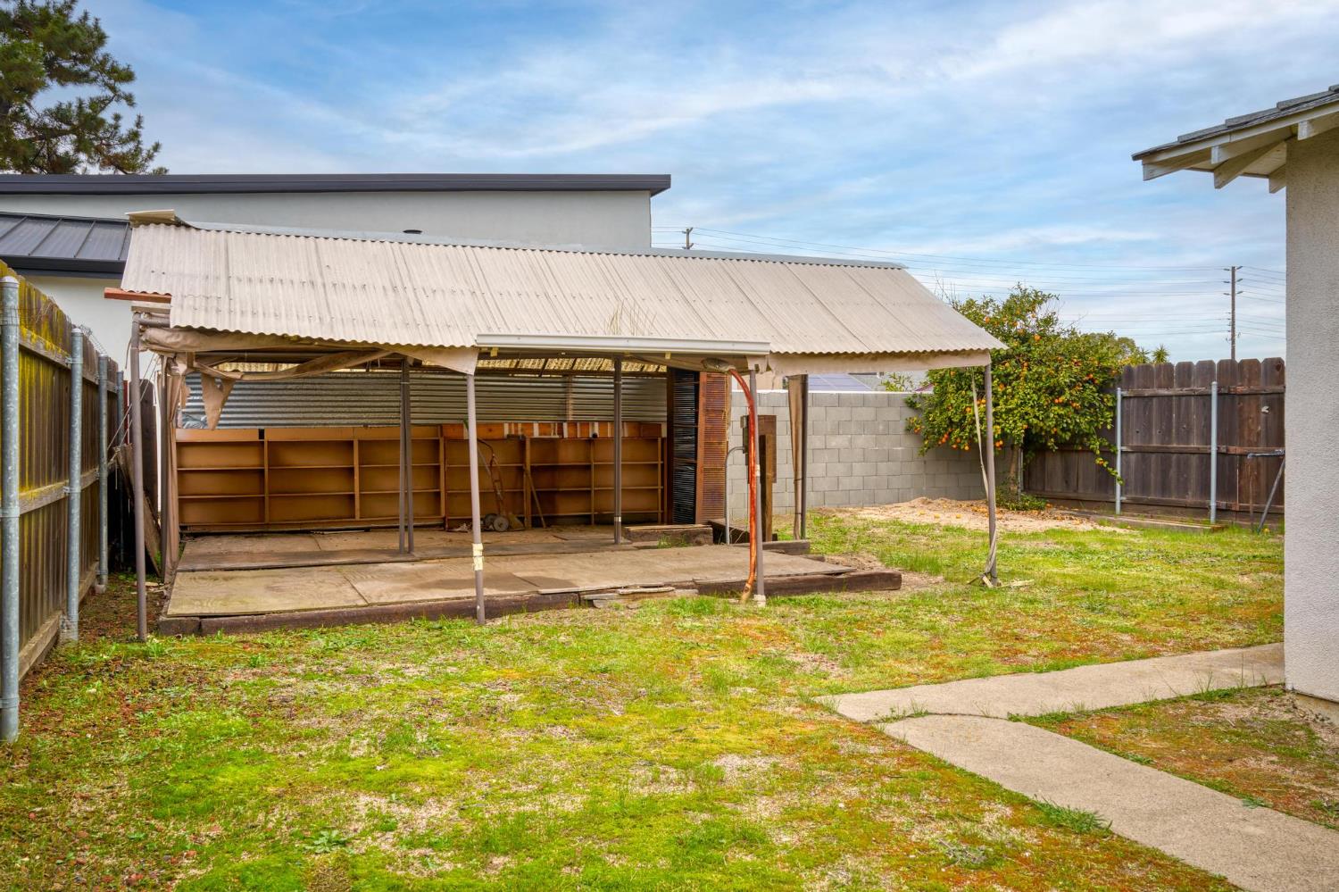 1612 Krishawn Way, Modesto, CA 95356