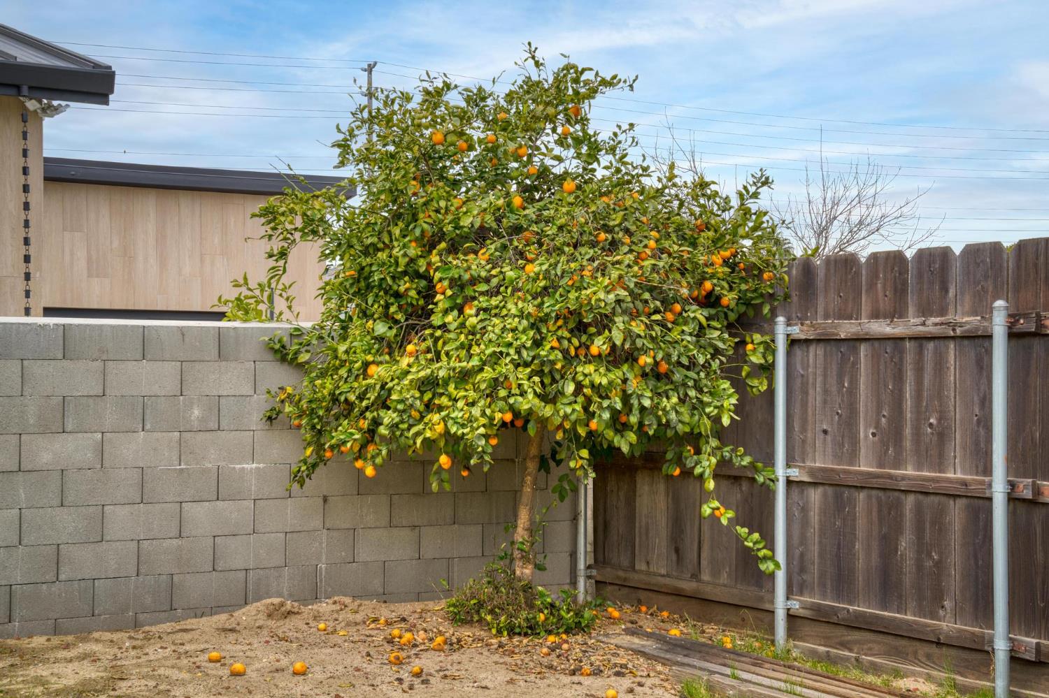 1612 Krishawn Way, Modesto, CA 95356