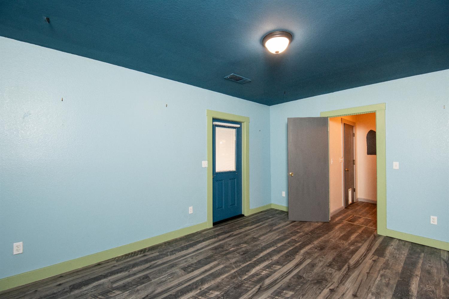 414 Melrose St, Modesto, CA 95354