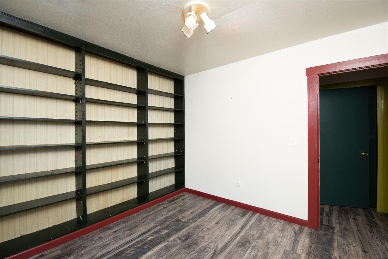 414 Melrose St, Modesto, CA 95354