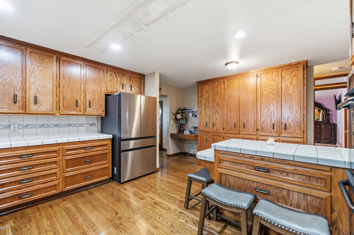 5757 10TH Ave, Hanford, CA 93230