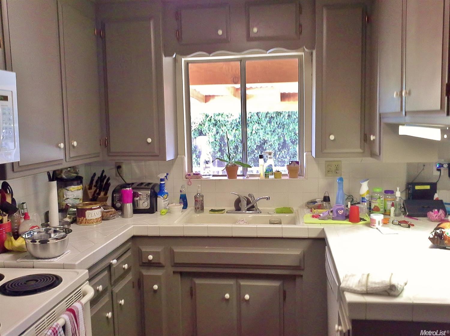 1880 Donnelly Park Dr, Turlock, CA 95382