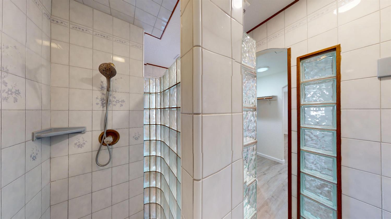 1142 Mammoth Dr, Manteca, CA 95337