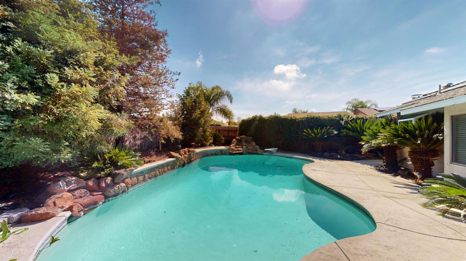 1142 Mammoth Dr, Manteca, CA 95337