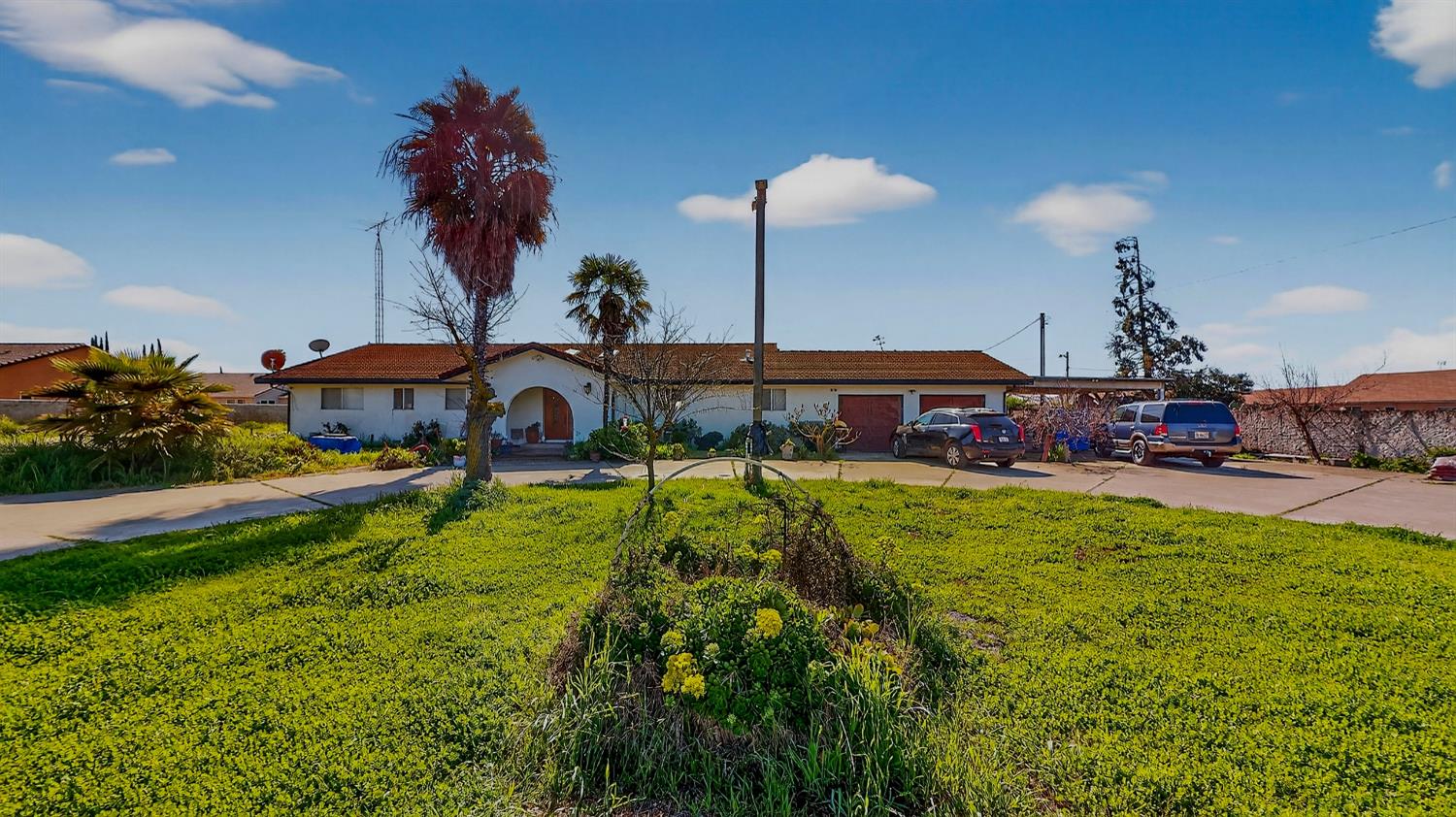 6400 E Hatch Rd, Hughson, CA 95326