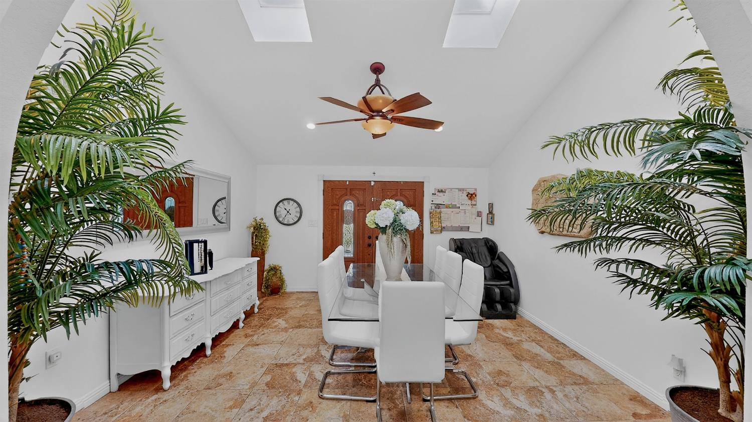 6400 E Hatch Rd, Hughson, CA 95326