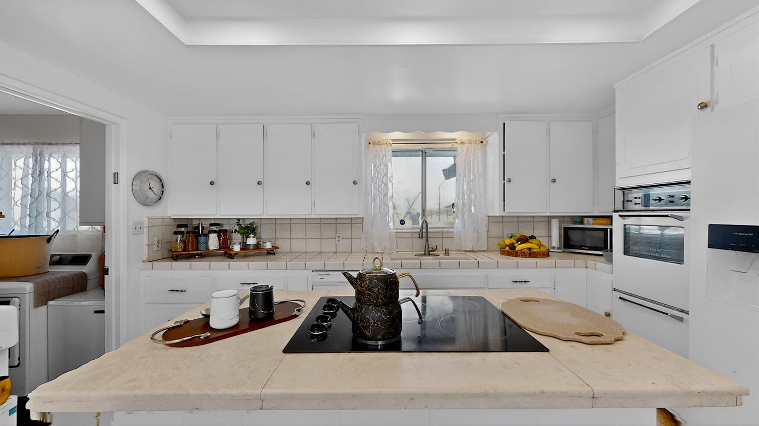 6400 E Hatch Rd, Hughson, CA 95326