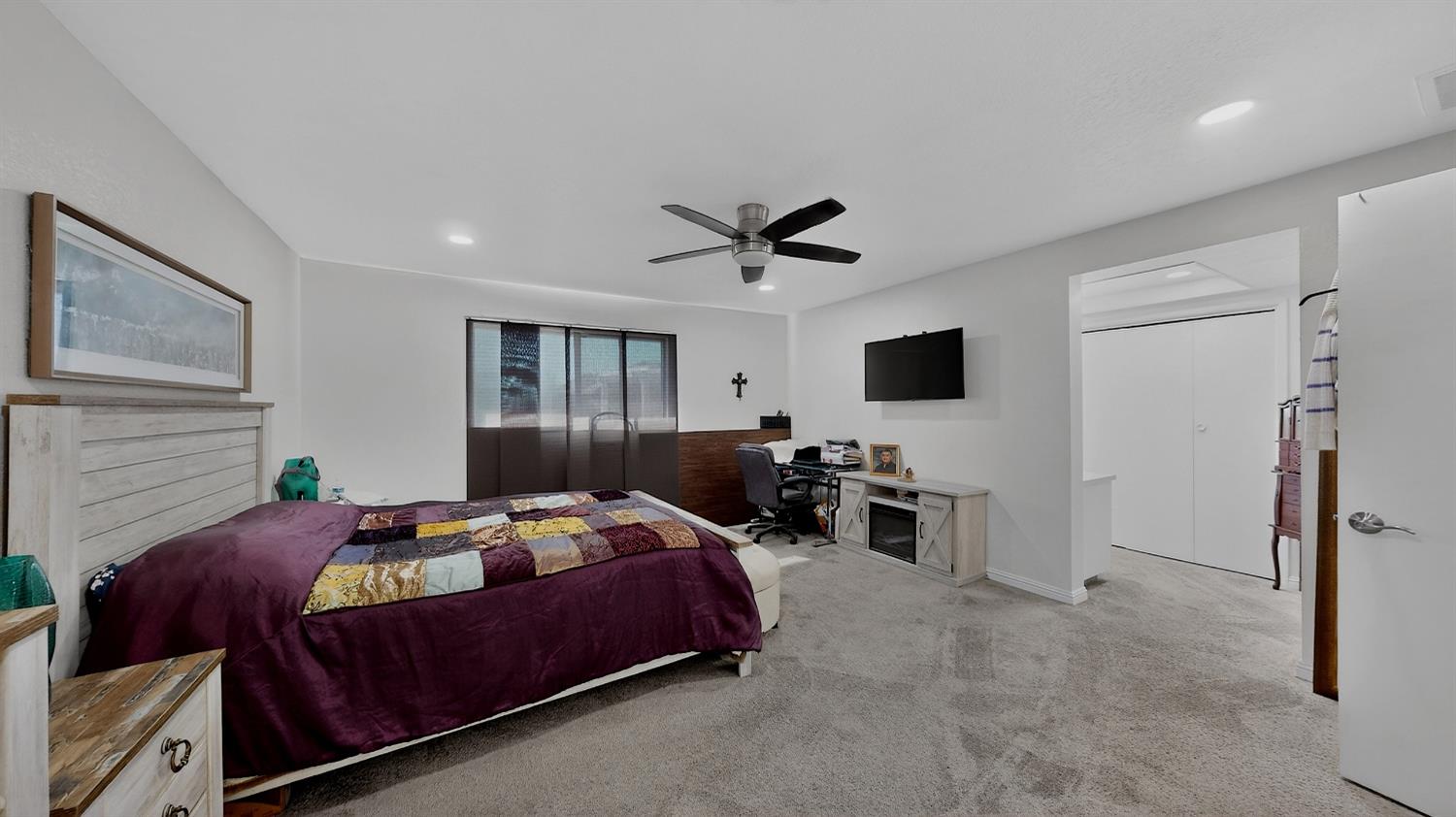 6400 E Hatch Rd, Hughson, CA 95326