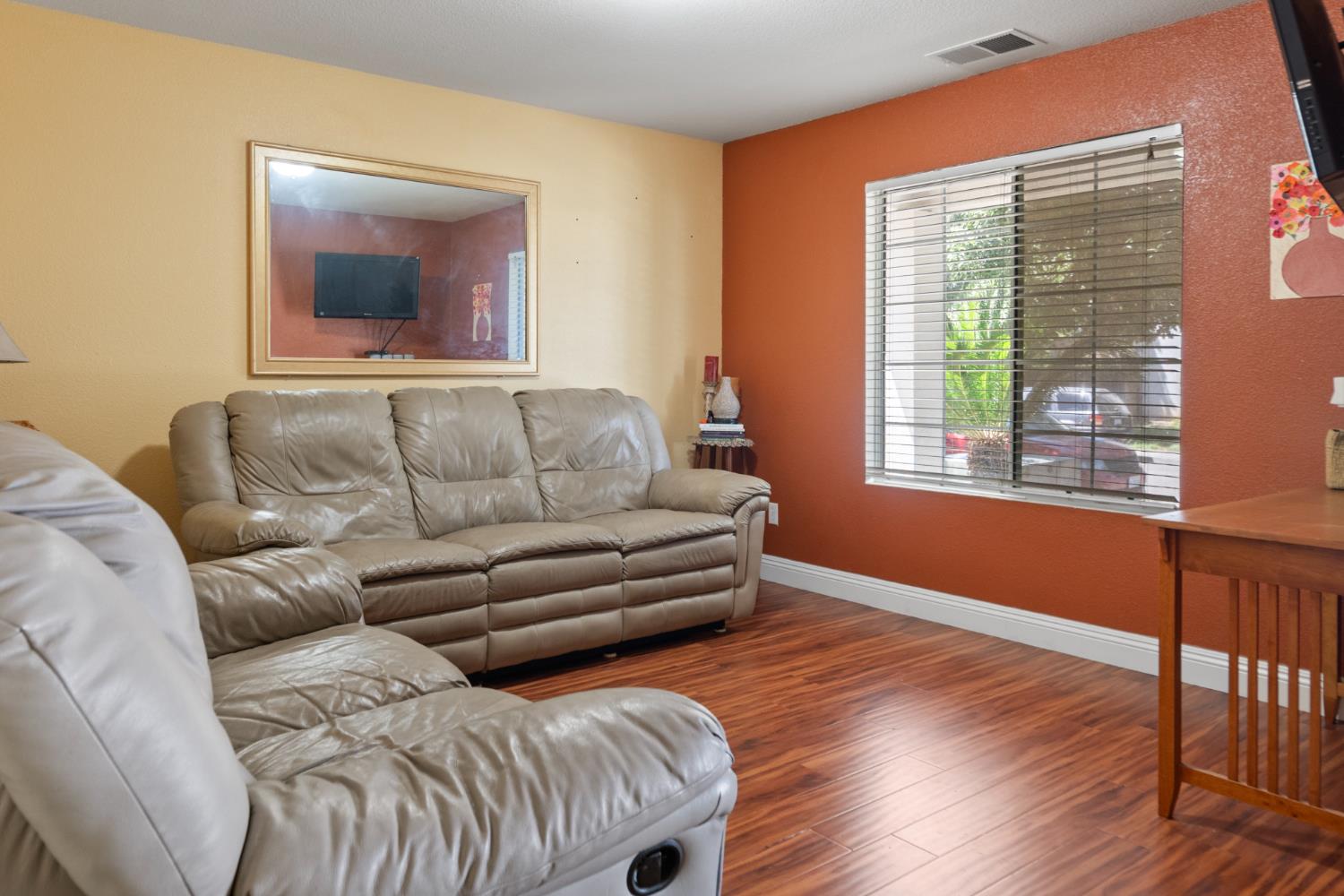 1132 Marsh Wren Ct, Patterson, CA 95363