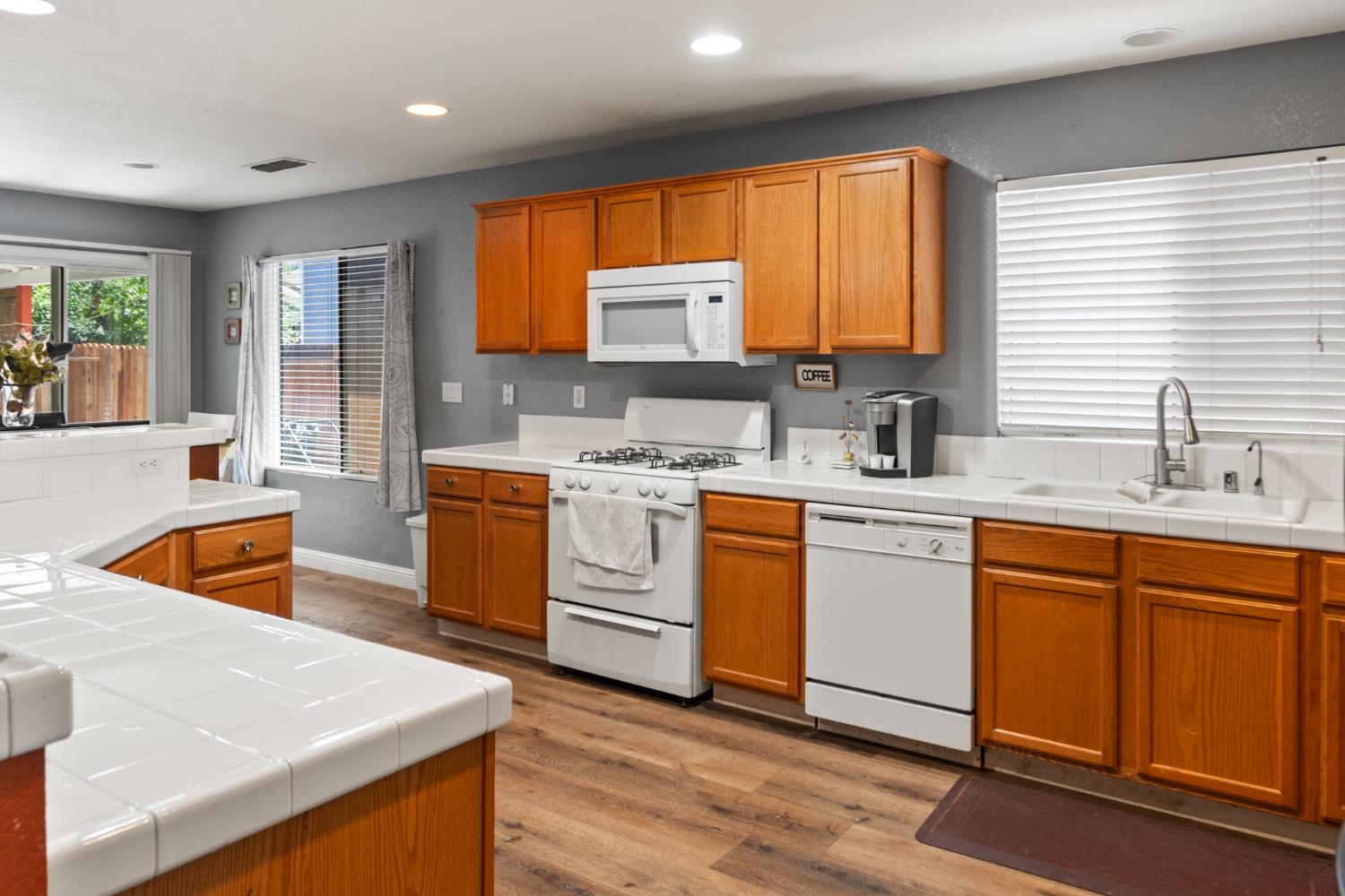 1132 Marsh Wren Ct, Patterson, CA 95363