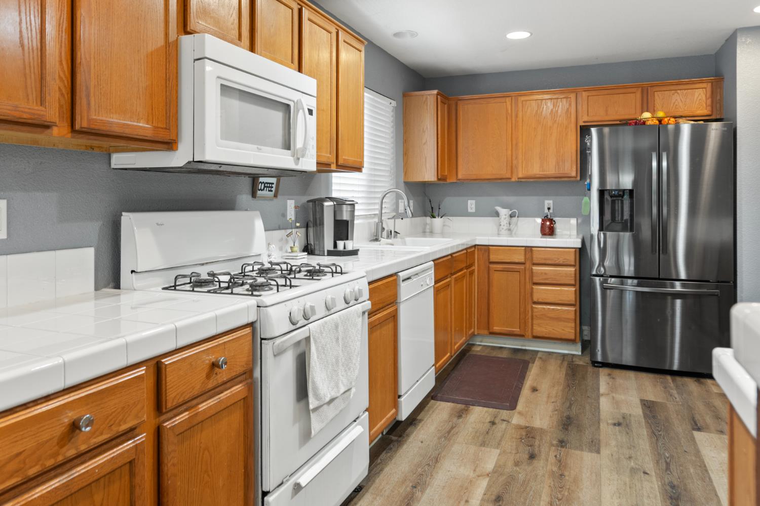 1132 Marsh Wren Ct, Patterson, CA 95363