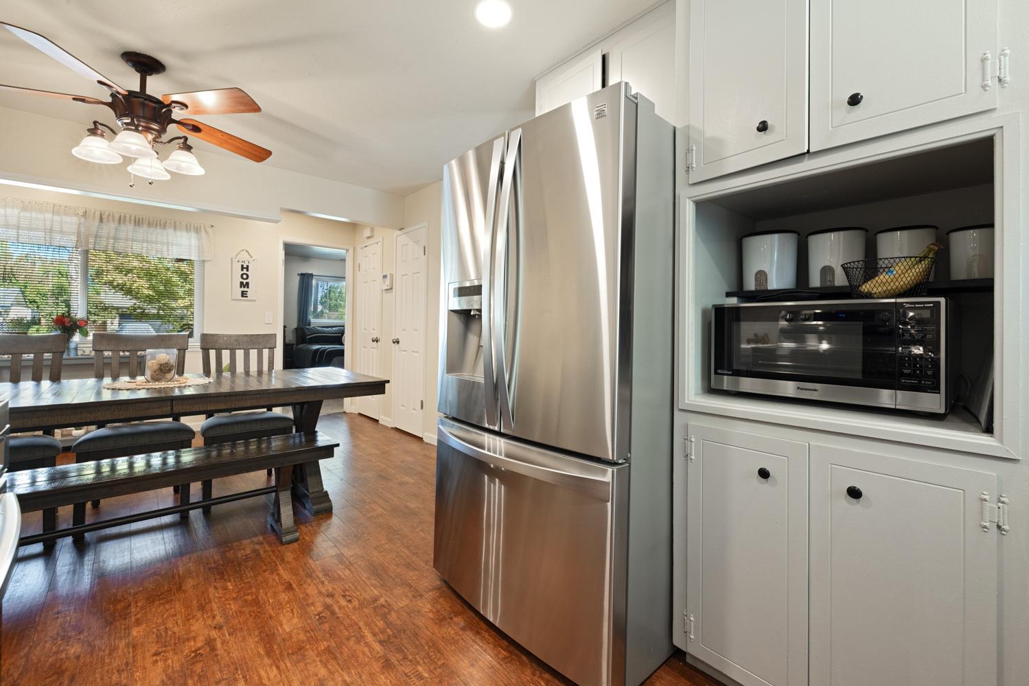 1612 Angelene Dr, Modesto, CA 95355