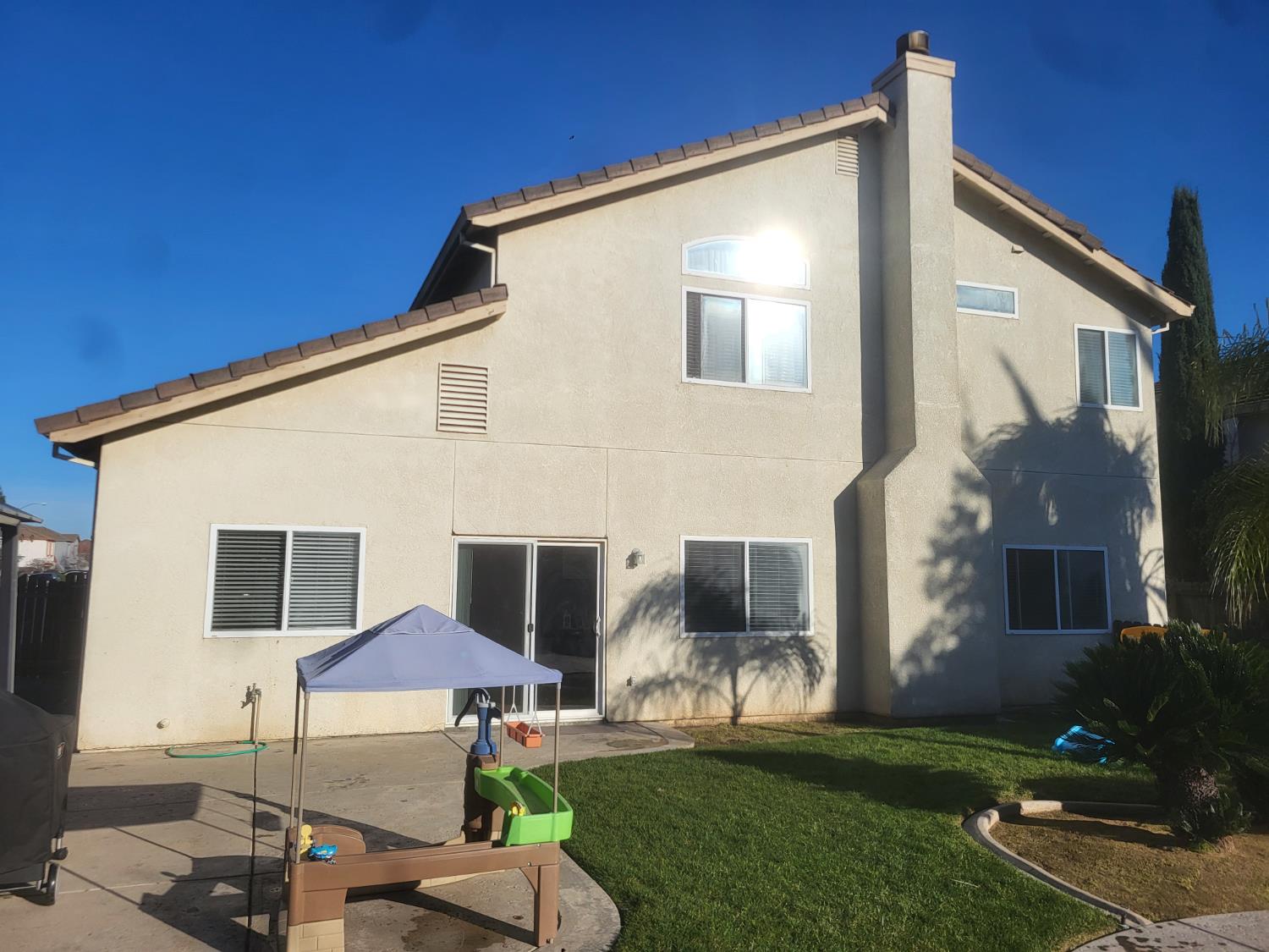 1709 Queensland Ave, Manteca, CA 95337