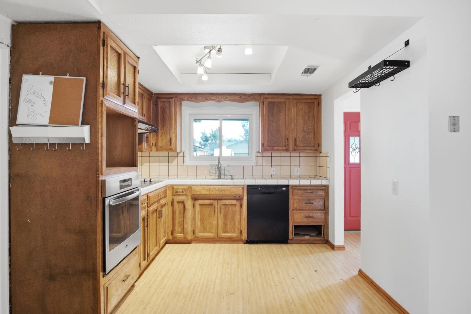 3221 Dublin Ave, Merced, CA 95340