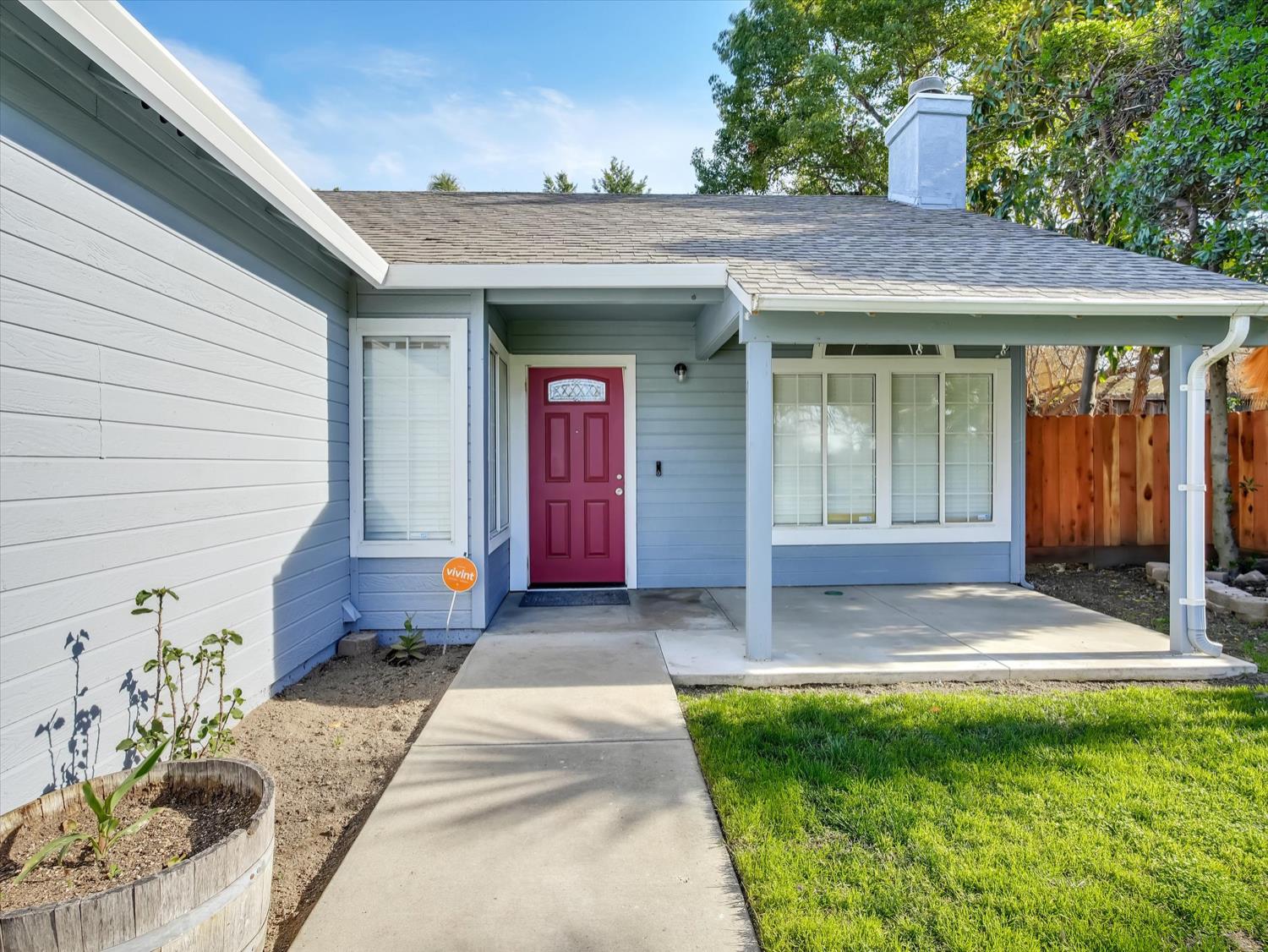716 Crater Ave, Modesto, CA 95351