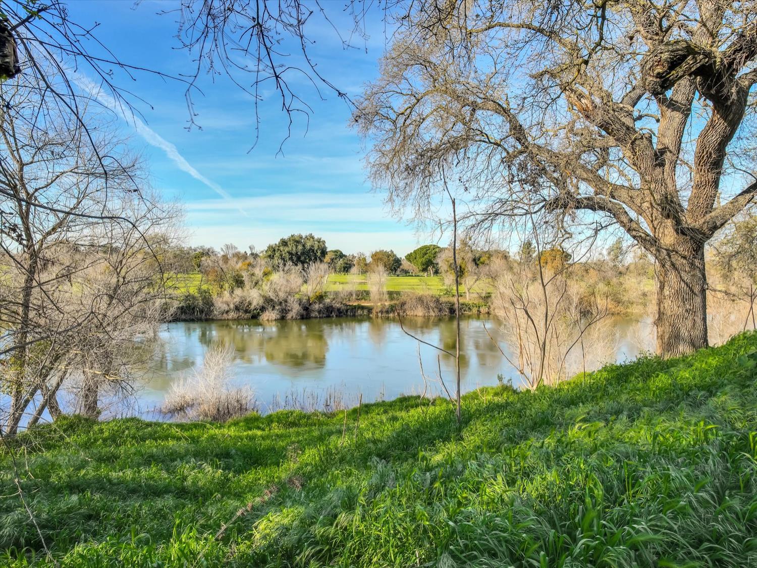 716 Crater Ave, Modesto, CA 95351