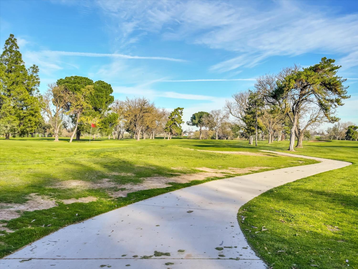 716 Crater Ave, Modesto, CA 95351